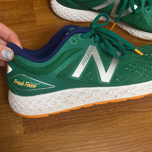 Team Ireland Zante V2 Fresh Foam New Balance Sneakers - Picture 2 of 12